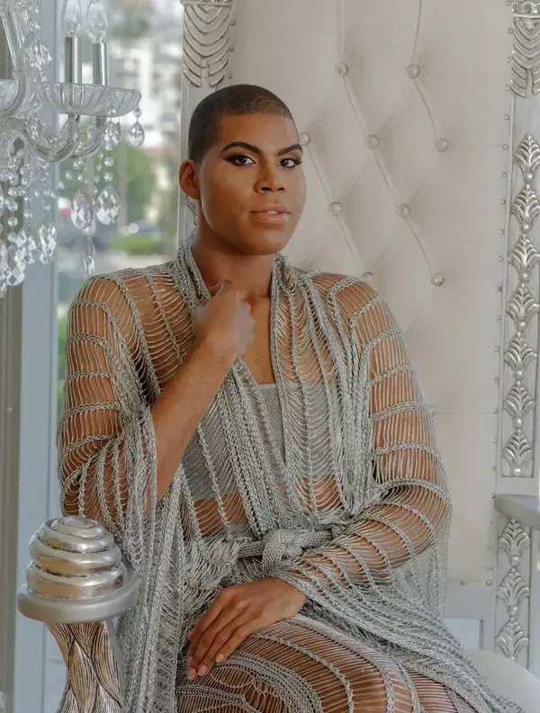 EJ约翰逊谈个人情感取向 称约会对象多为异性恋男性