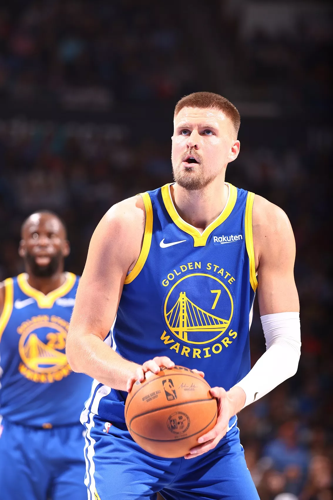 科尔谈波尔津吉斯未来 直言续约与健康是理想状况