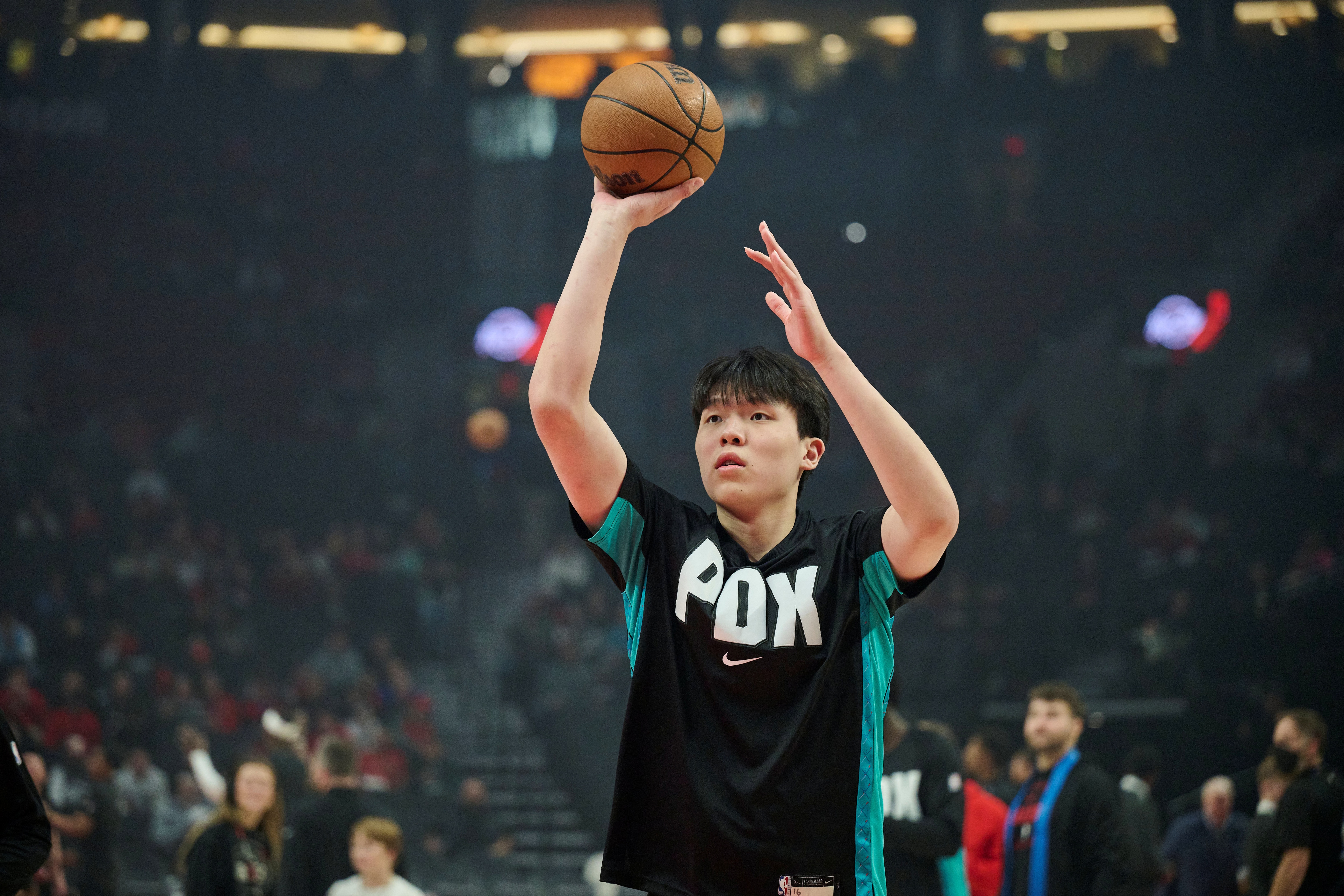 文班亚马率马刺冲击12连胜 掘金森林狼上演西部卡位战 文班亚马率马刺冲击12连胜 掘金森林狼上演西部卡位战