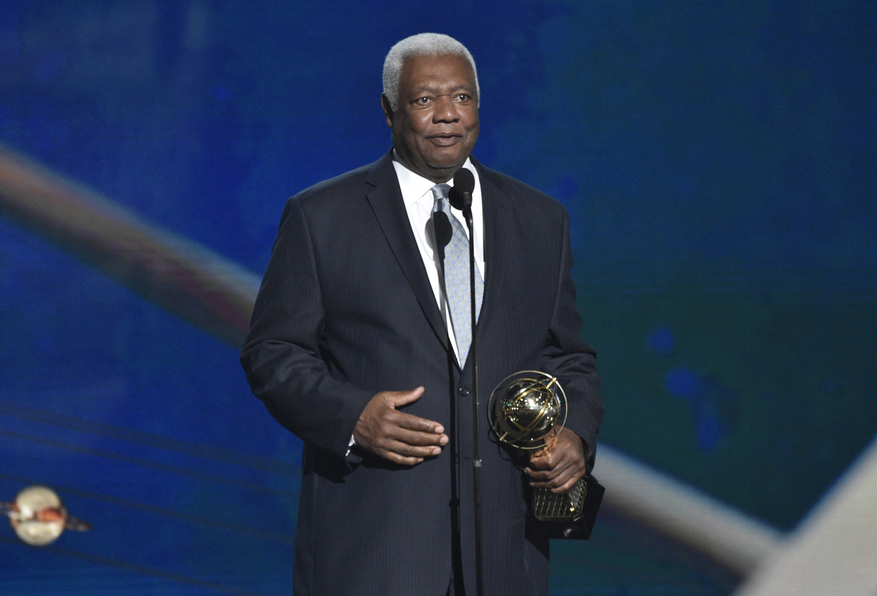 德罗赞总得分超皮尔斯跻身历史前20 联盟得分榜前20全员出场数破千