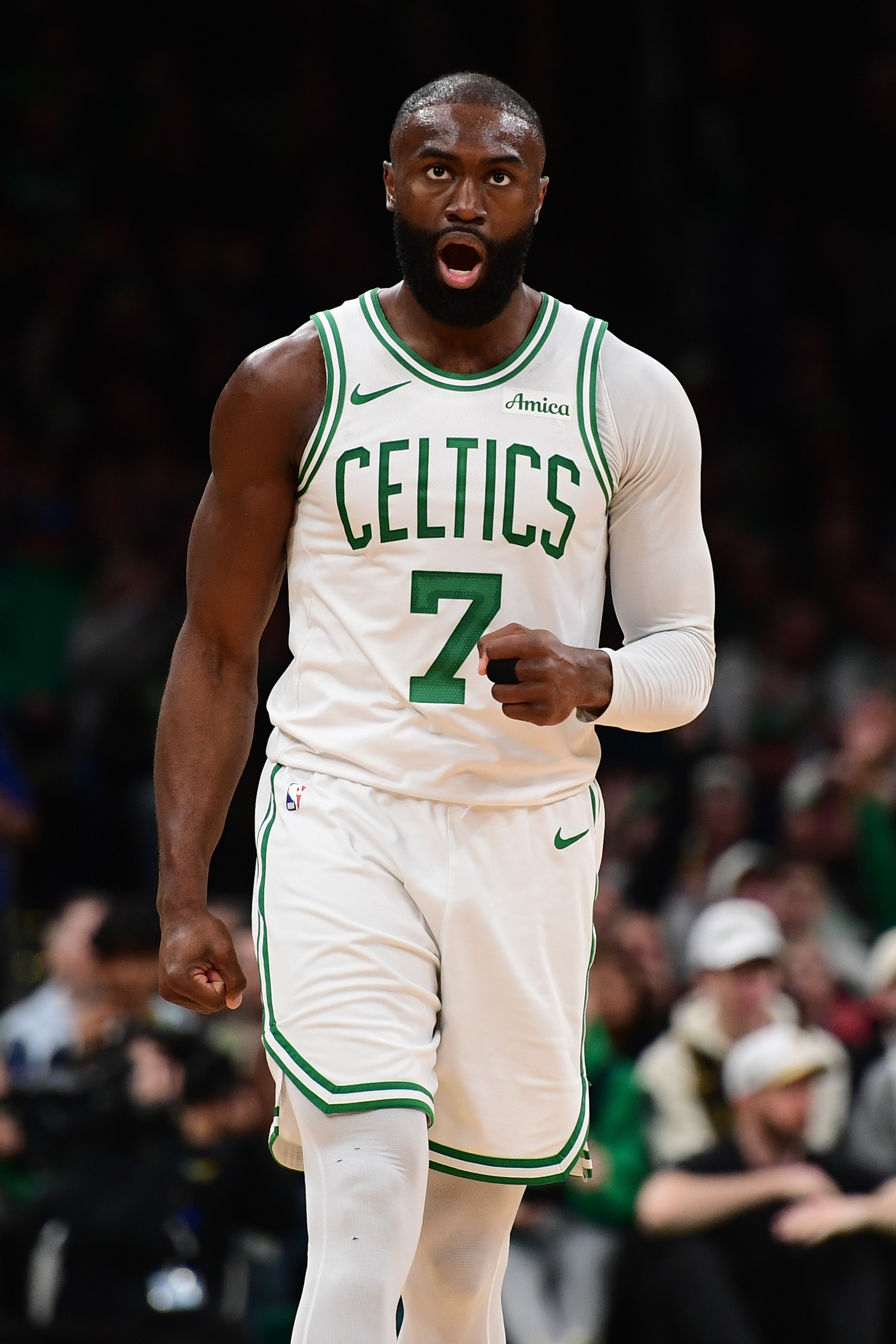 布朗单季32次30+超小托马斯 队史近20年第二仅次塔图姆