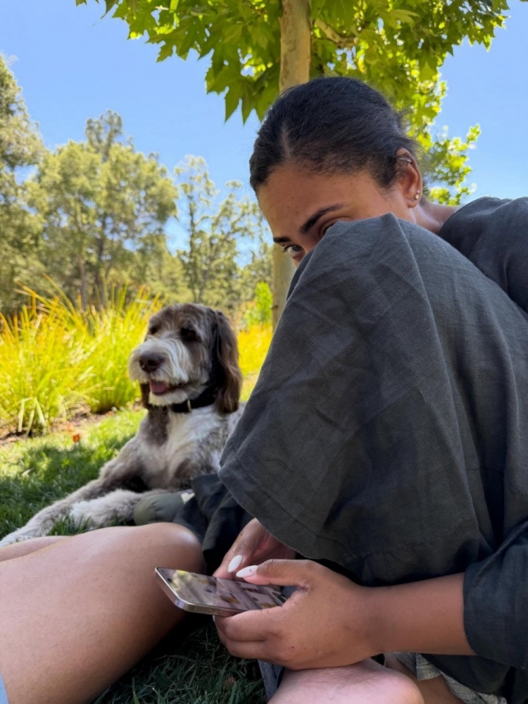 库里社交媒体庆生妻子阿耶莎 称其为家庭核心与个人动力源