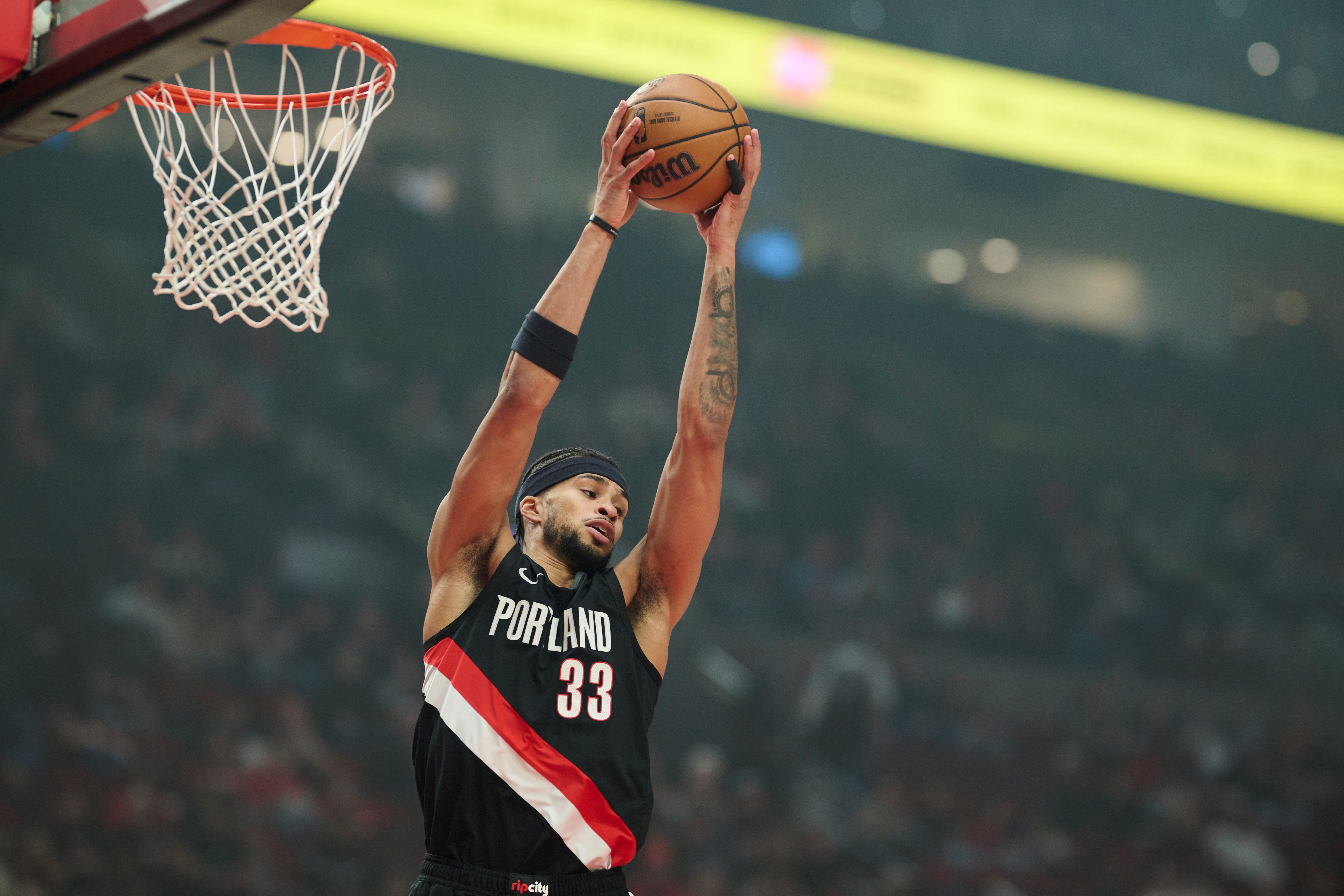 卡马拉生涯夜35分9三分 斯普利特：他真正的价值在防守端