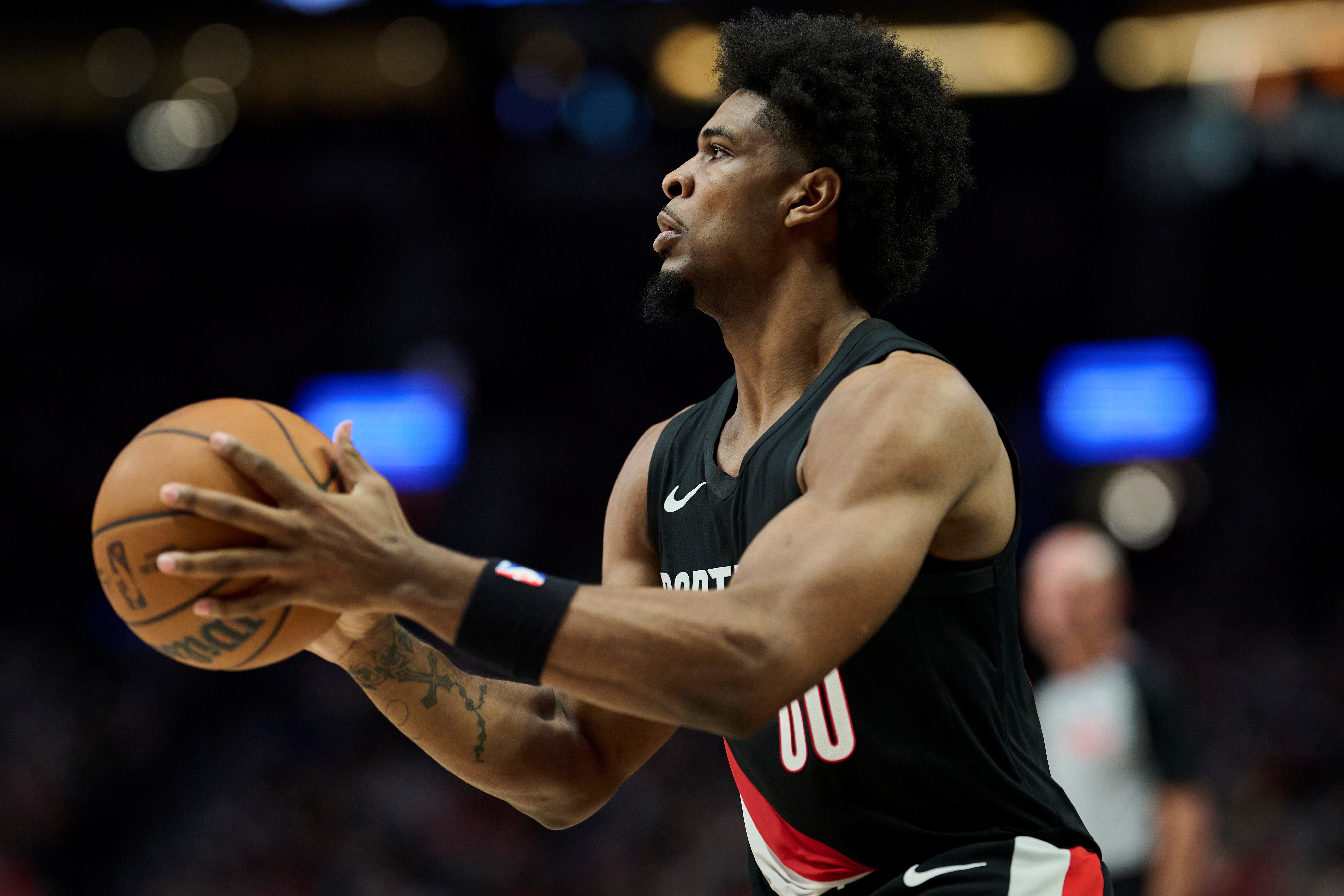 亨德森正负值+28引领开拓者狂胜 斯普利特盛赞其决策改变比赛