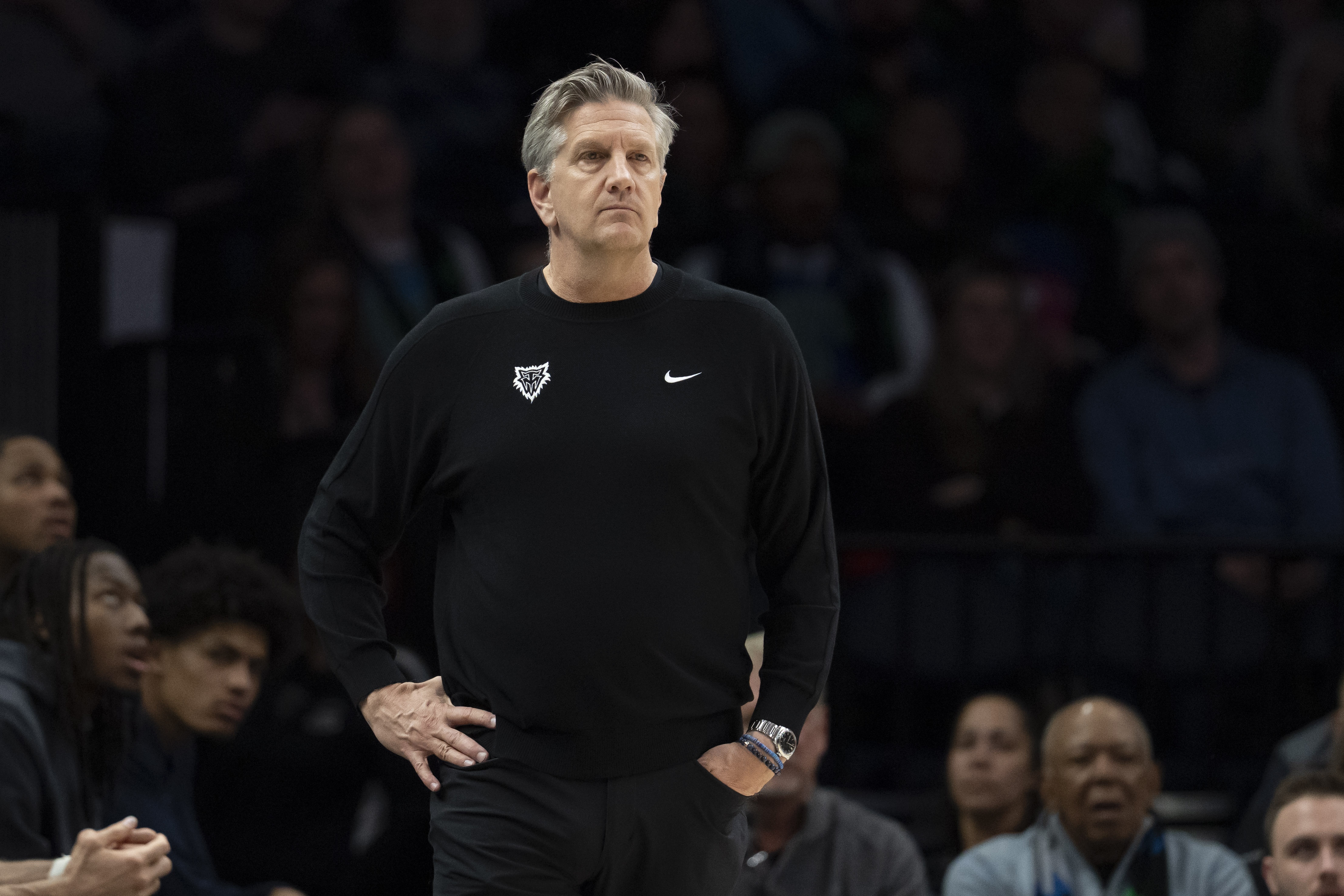 芬奇谈爱德华兹缺阵应对 提速与分散进攻为森林狼调整方向