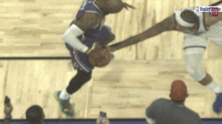 詹姆斯纳什播客质疑鹰眼视角 称从未见过类似回放