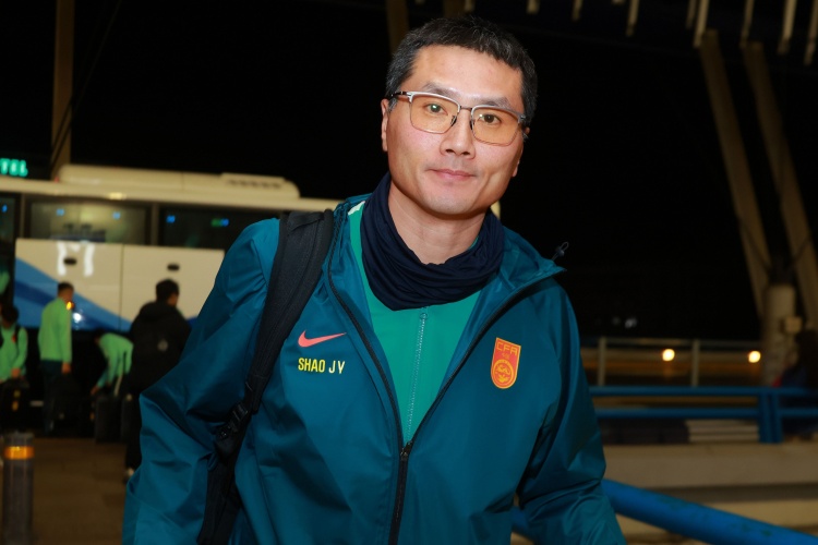 国足悉尼备战库拉索 录像分析聚焦对手身体对抗