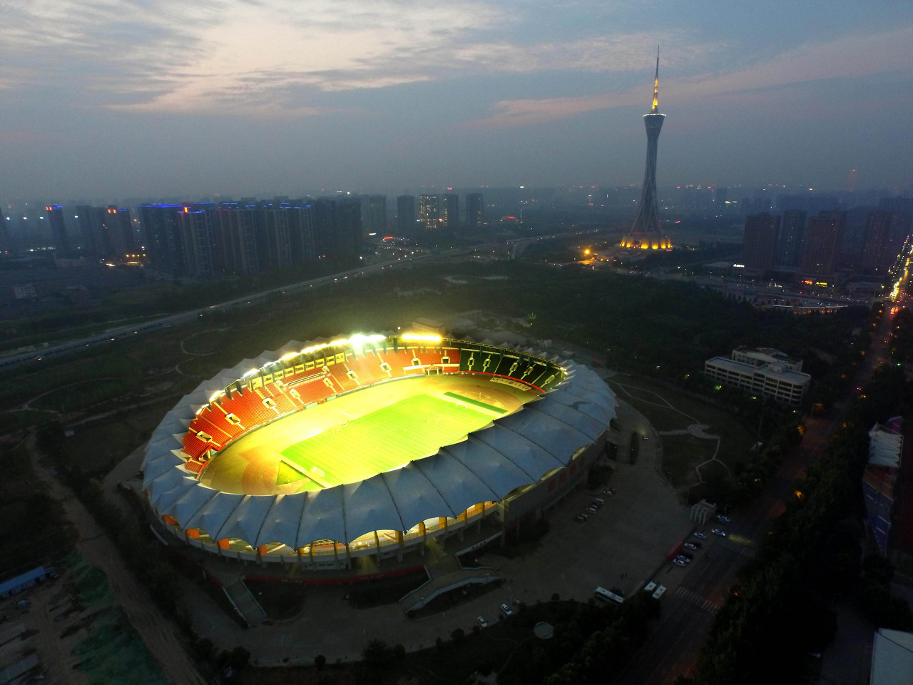 航海体育场专业改造获官方回应 多部门协同成关键