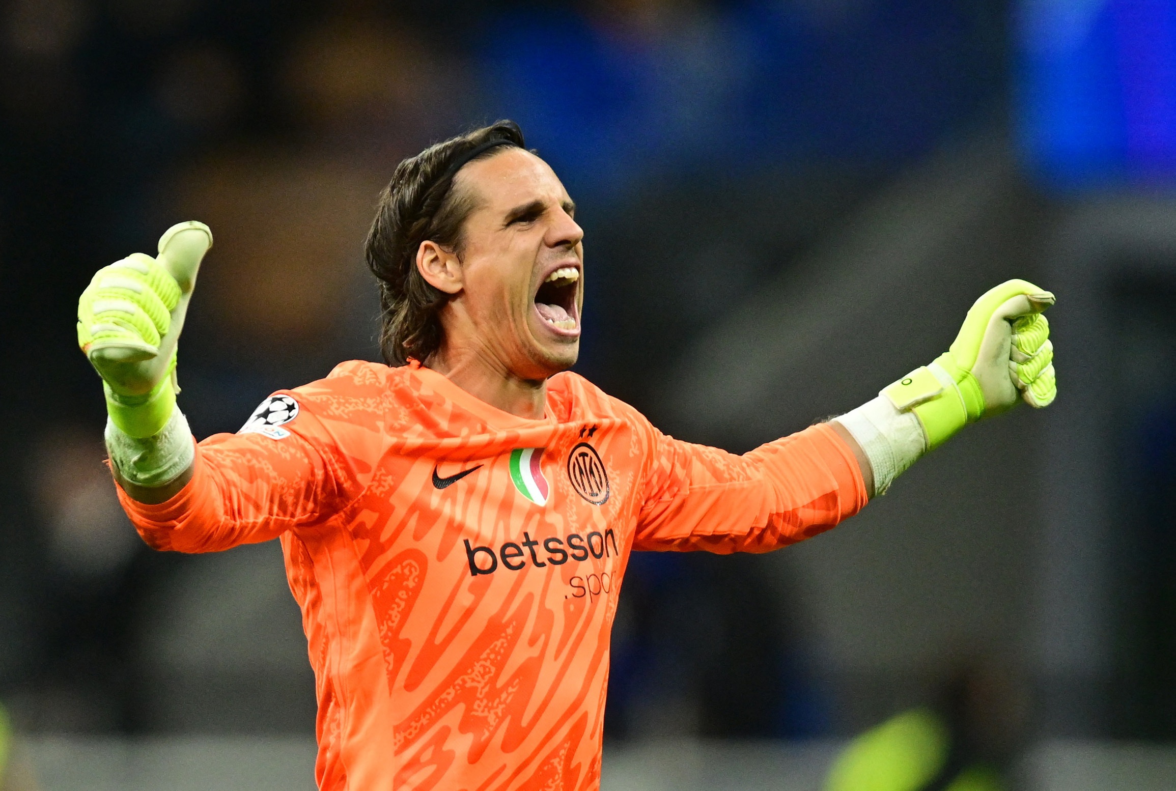 国米门将位置洗牌 索默或接受二门角色续约