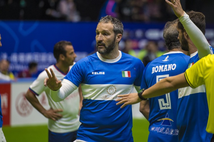 赞布罗塔评魔笛40岁外星人身体 呼吁米兰续约传奇