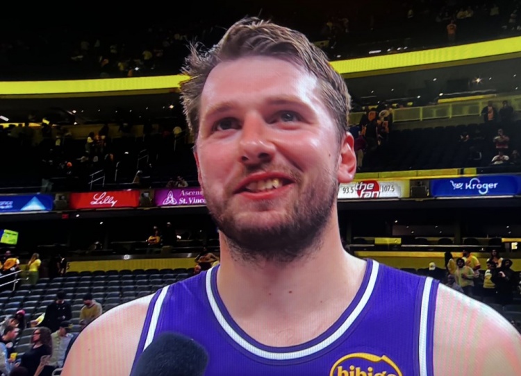 湖人六连客收官东契奇43分 坦言漫长飞行后归心似箭