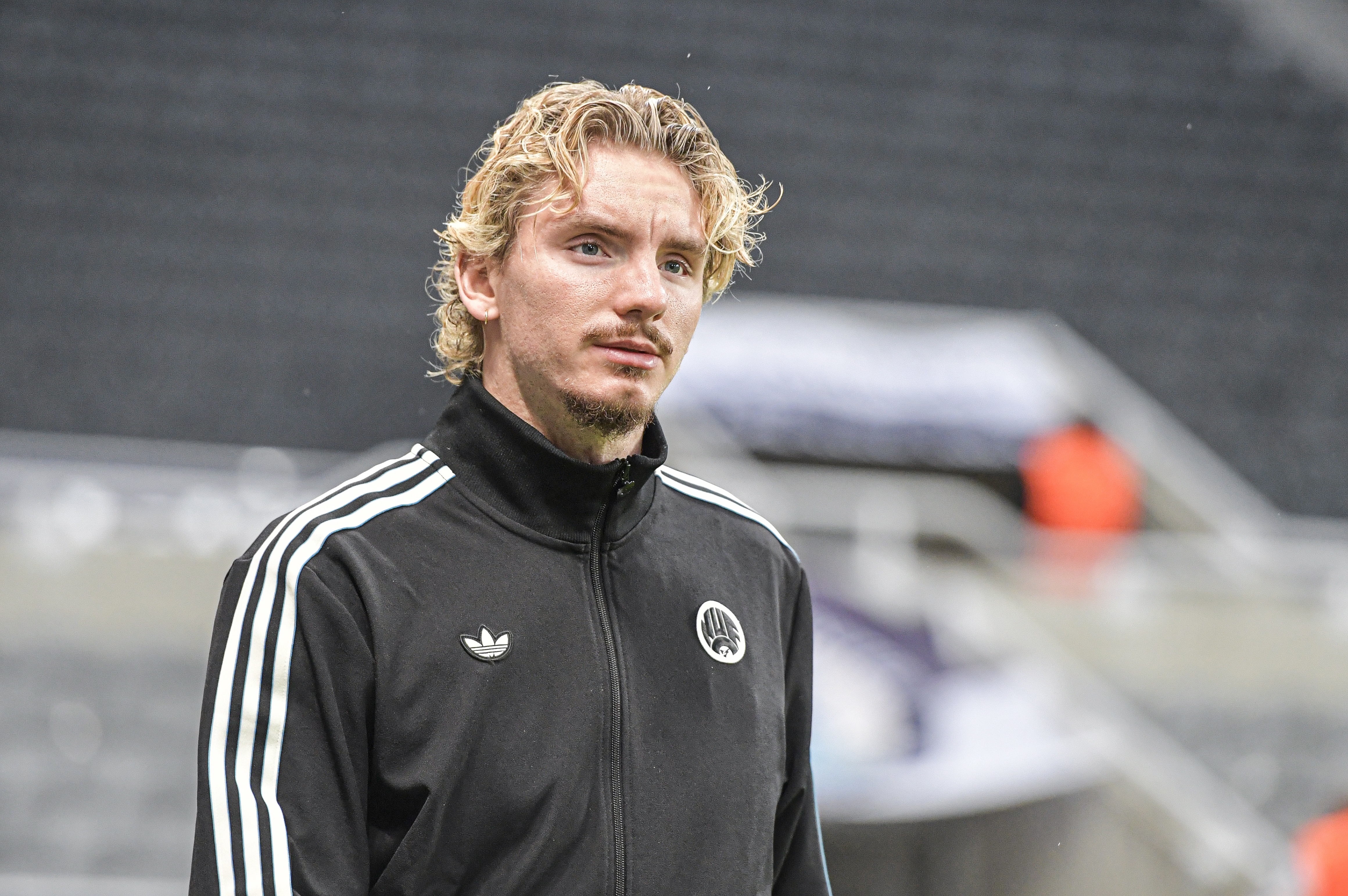 天空体育曝纽卡夏窗大调整 锁定新门将与前锋 八人离队在即 天空体育曝纽卡夏窗大调整 锁定新门将与前锋 八人离队在即