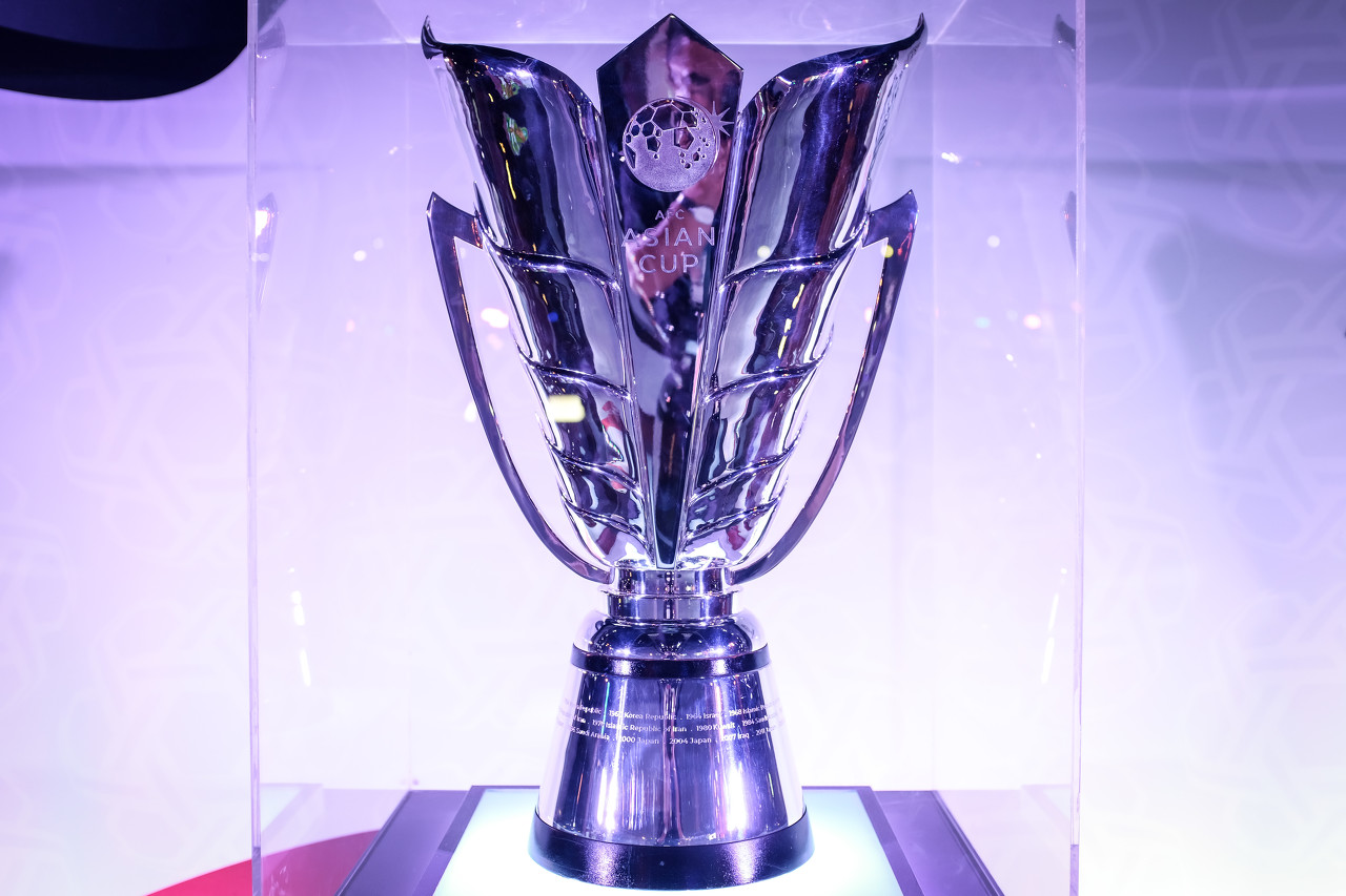 国足亚洲杯抽签档位悬而未决 亚足联排名第14位成关键分水岭