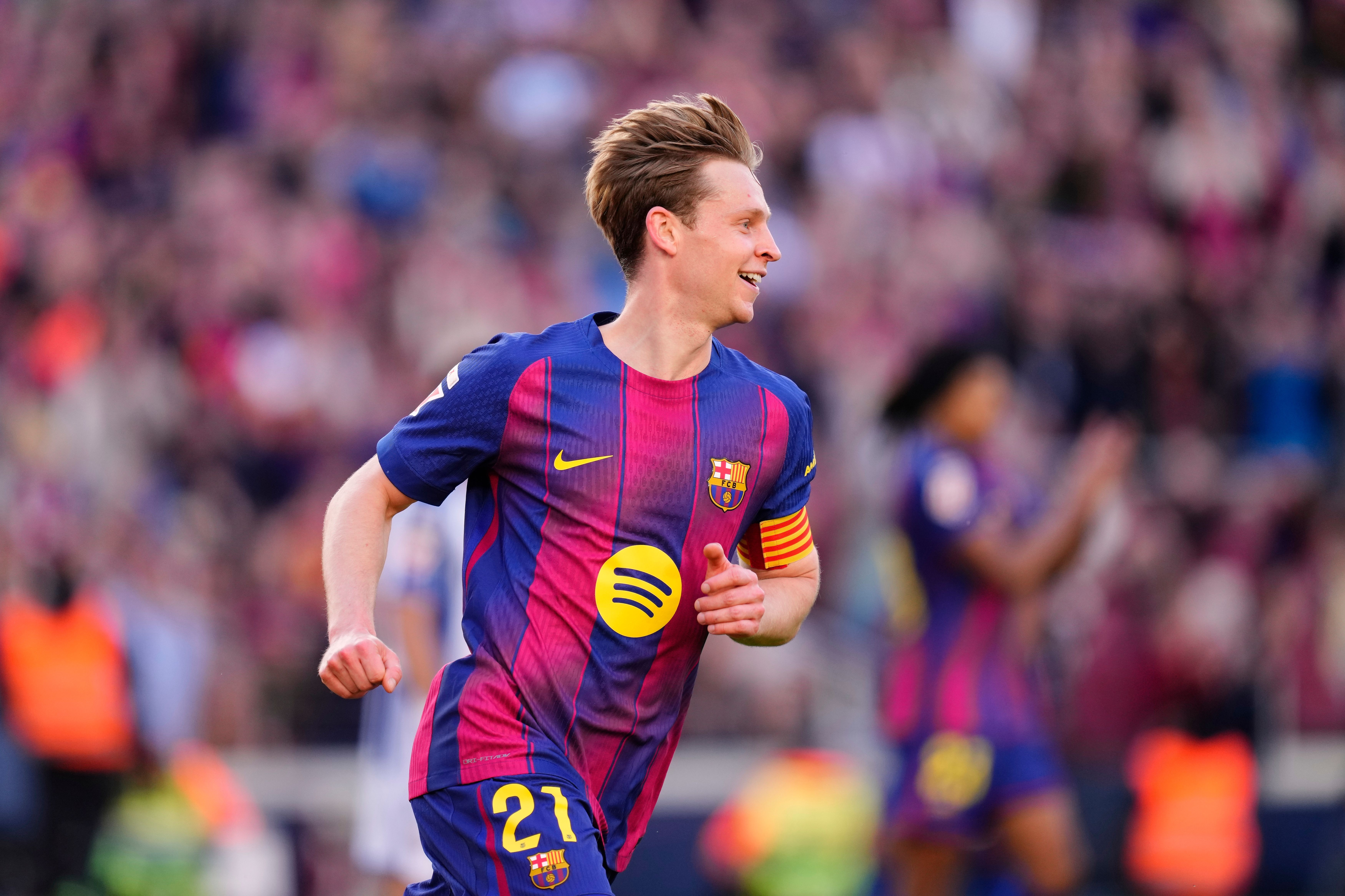 巴萨队长袖标本赛季9人轮换 德容16次佩戴居首