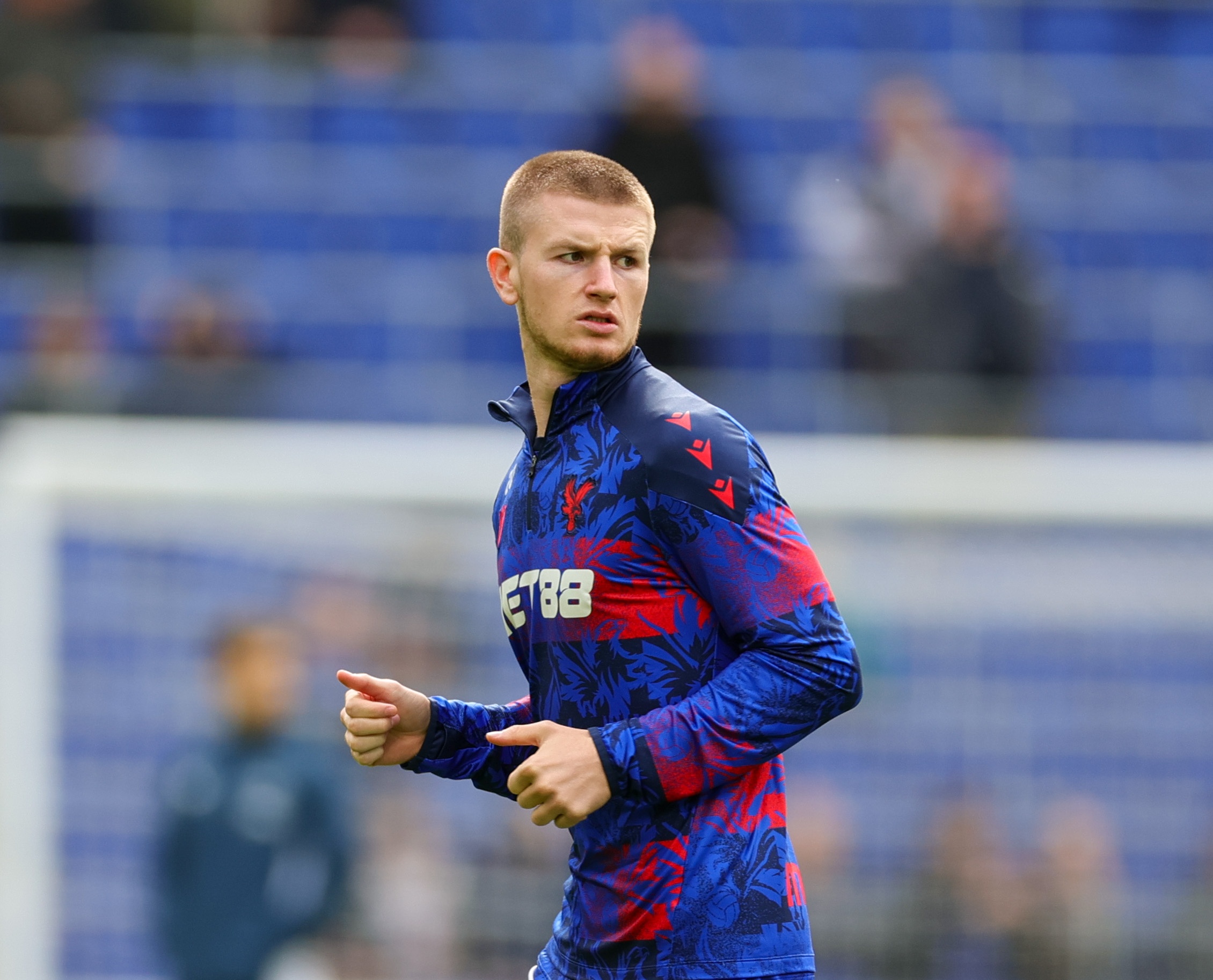 水晶宫中场沃顿今夏或离队 曼联关注名单 转会费对标奥利塞埃泽