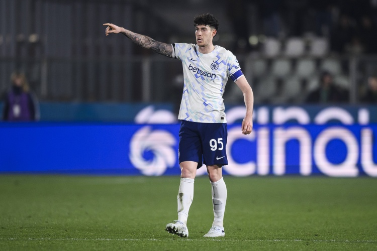 马卡报曝巴斯托尼愿赴巴萨 国米标价7000万欧成障碍