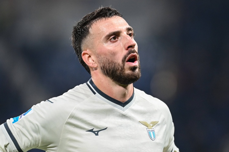 巴萨强攻巴斯托尼 国米锁定吉拉索勒为防线重组预案