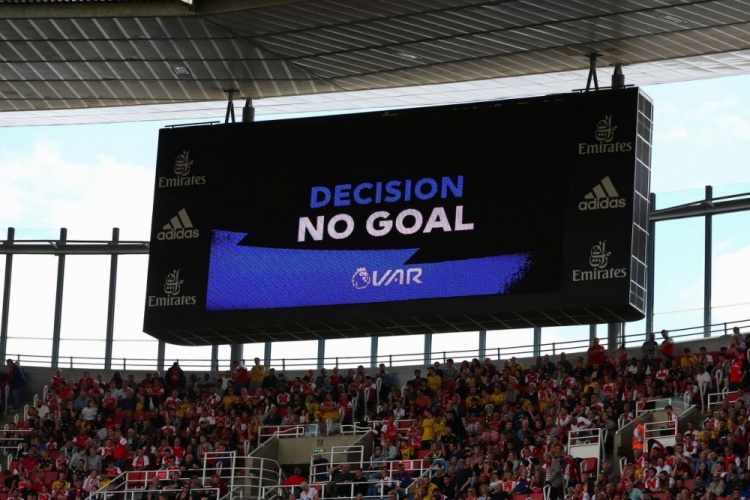 VAR划线透视学争议 技术复盘中国女足制胜球 VAR划线透视学争议 技术复盘中国女足制胜球