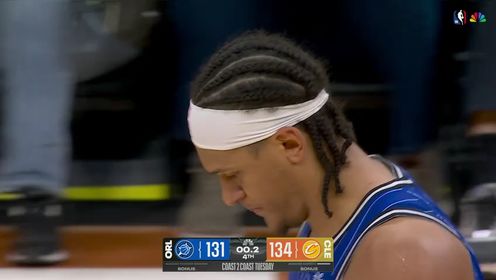 [突然回放]录播实锤了？骑士VS魔术比赛进行至最后0.8秒 突然迷之回放🤨？