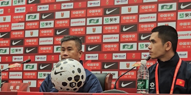 U23国足西安收官战一球小胜越南 对手主帅赛后祝贺