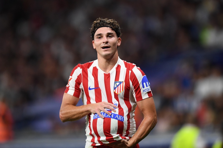 罗马诺确认巴萨关注阿尔瓦雷斯 马竞夏窗无意放人 罗马诺确认巴萨关注阿尔瓦雷斯 马竞夏窗无意放人