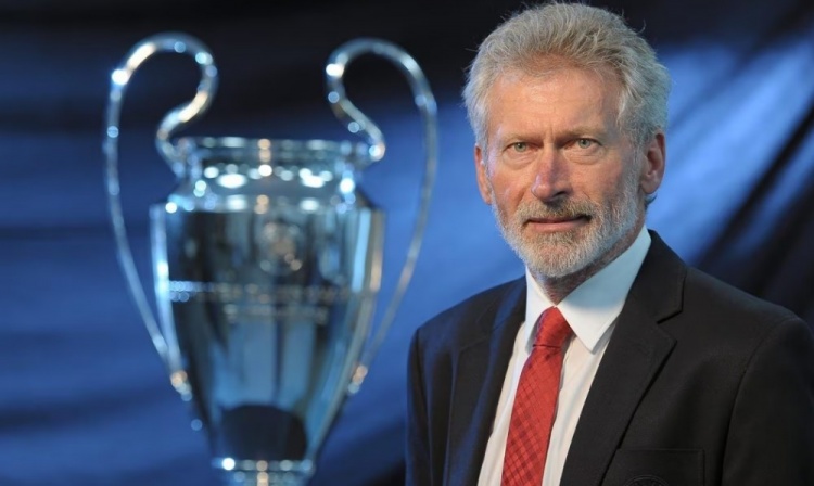 布莱特纳专访：拜仁三叉戟当前最强 因无聊离开皇马