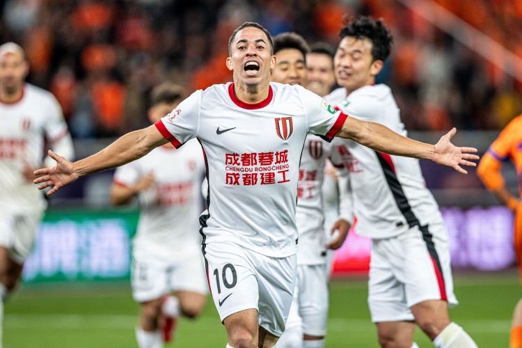 罗慕洛百场里程碑 蓉城主场迎战西海岸