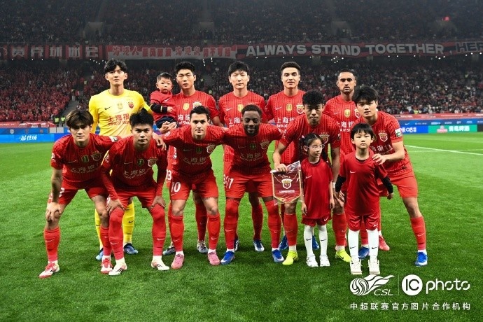 王燊超补时绝杀 海港2比1险胜云南 三粒进球被吹 王燊超补时绝杀 海港2比1险胜云南 三粒进球被吹