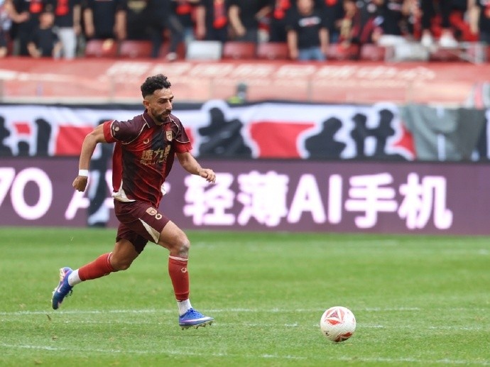 弗拉泽复盘胜利 承认战术执行滞后 强调前场仍需磨合