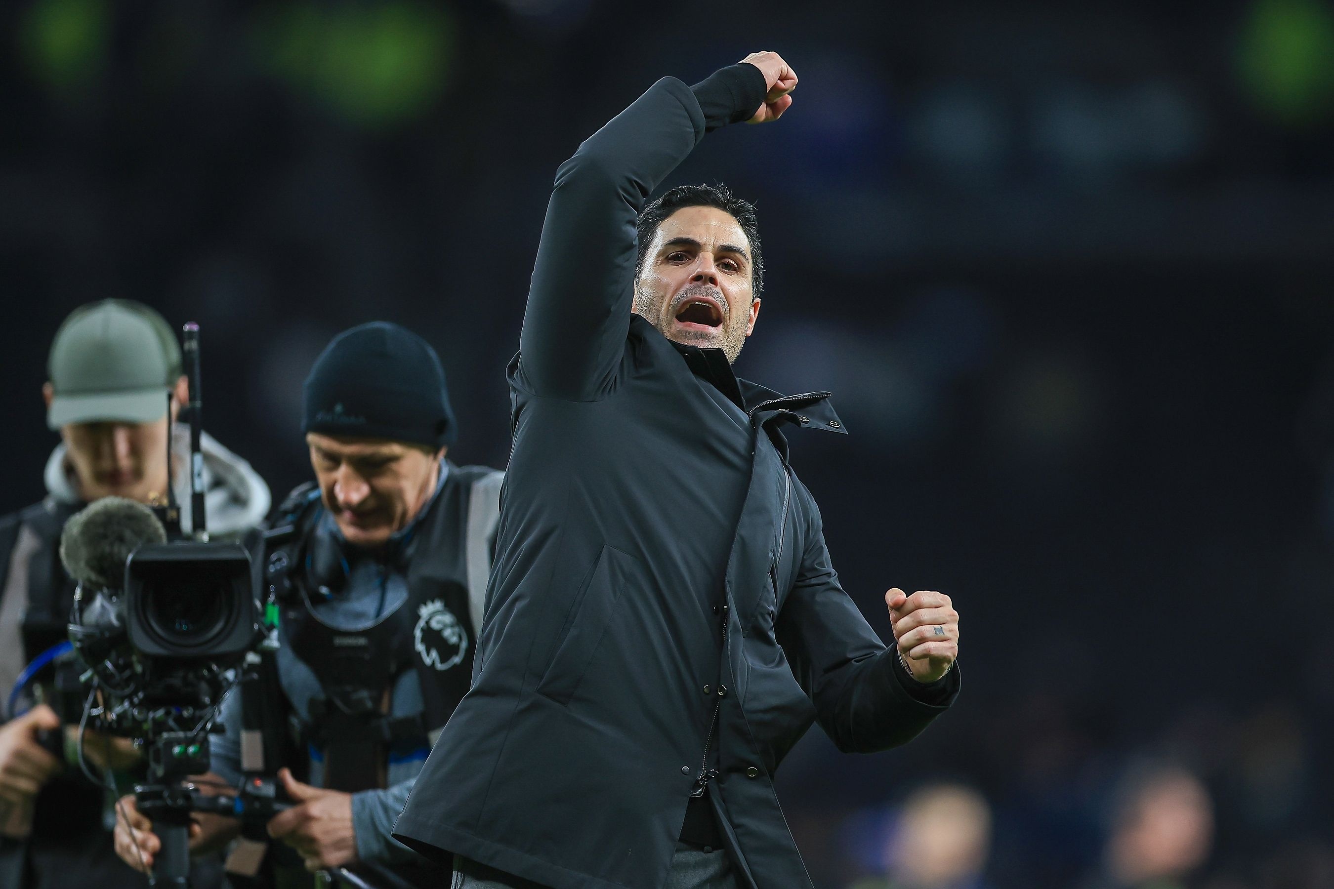 阿森纳两线溃败后迎心理大考 伤病潮与曼城施压成争冠变数