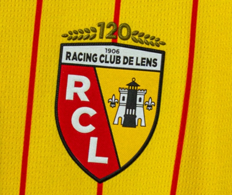 朗斯球迷观赛途中猝逝 俱乐部确认下轮主场将举行悼念仪式