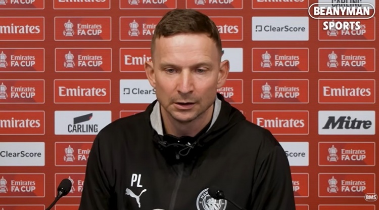 林德斯：赢球与夺冠决定信心高度 曼城助教详解B席价值与谢尔基成长