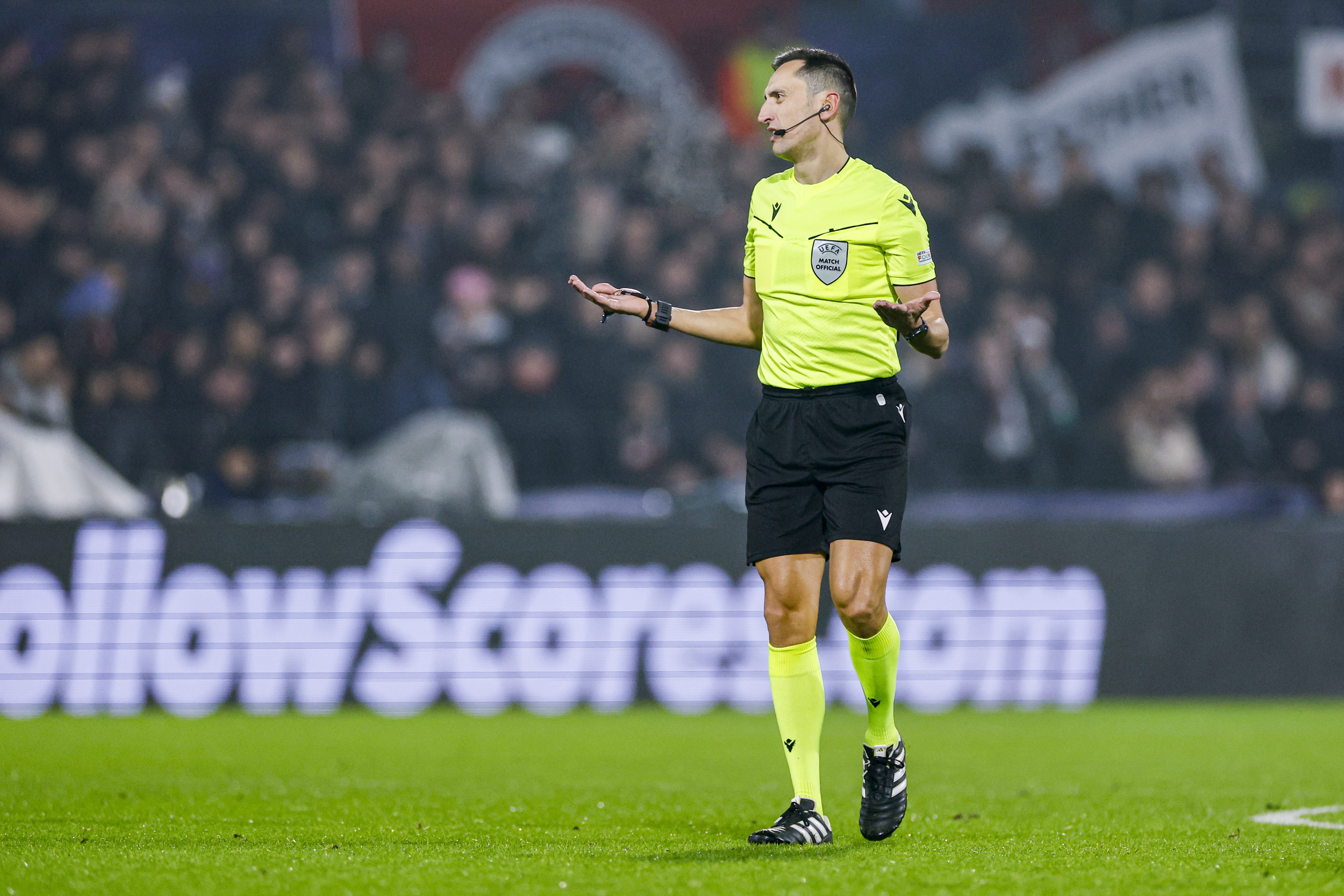 欧冠巴黎利物浦主裁敲定 西班牙裁判组执法焦点战