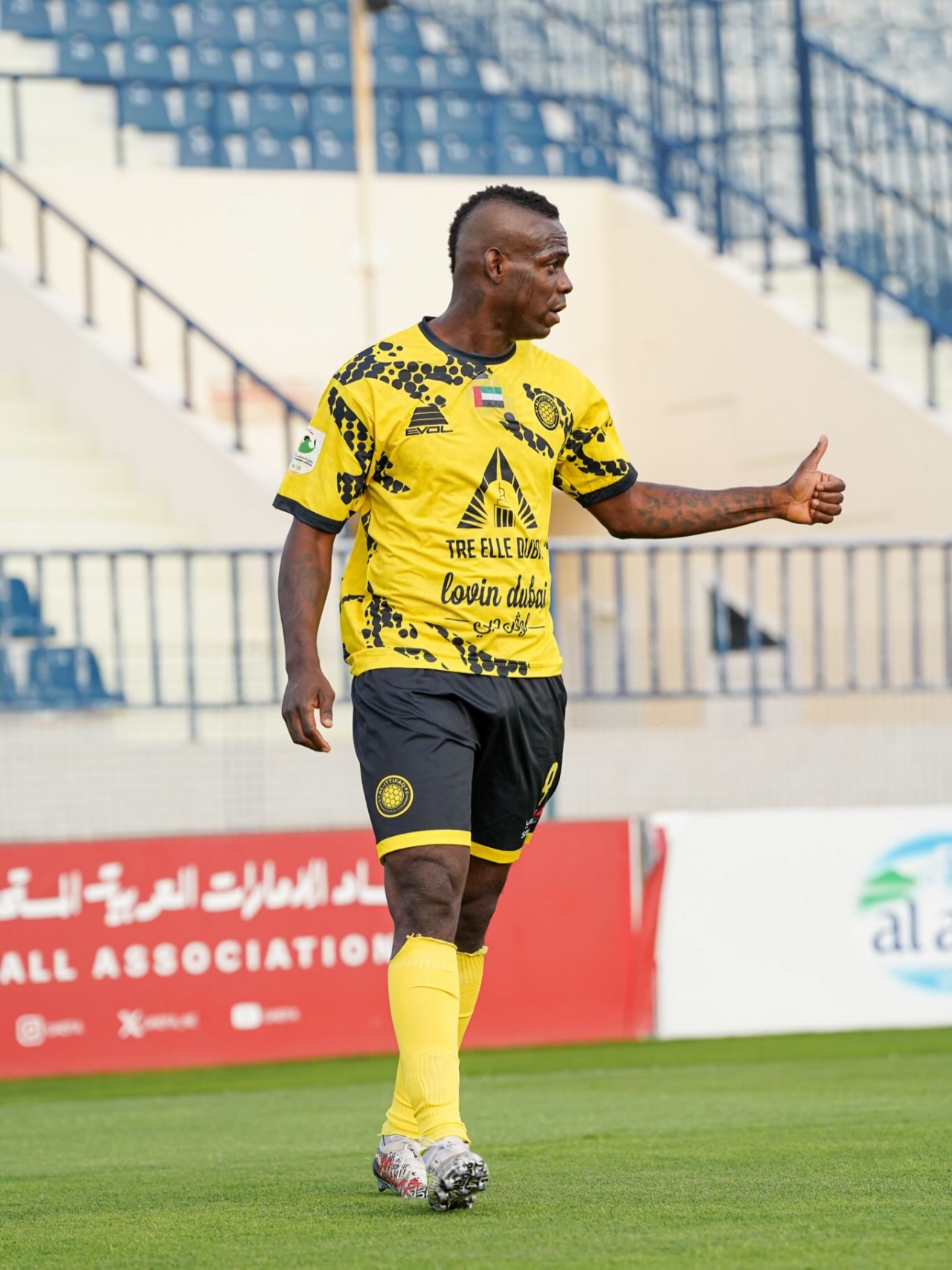 巴洛特利阿联酋甲级联赛爆射破门 35岁身价40万欧球队仍垫底