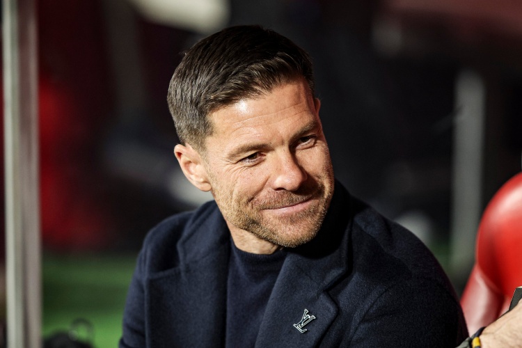 阿隆索复出在即 曼城利物浦均视为换帅目标