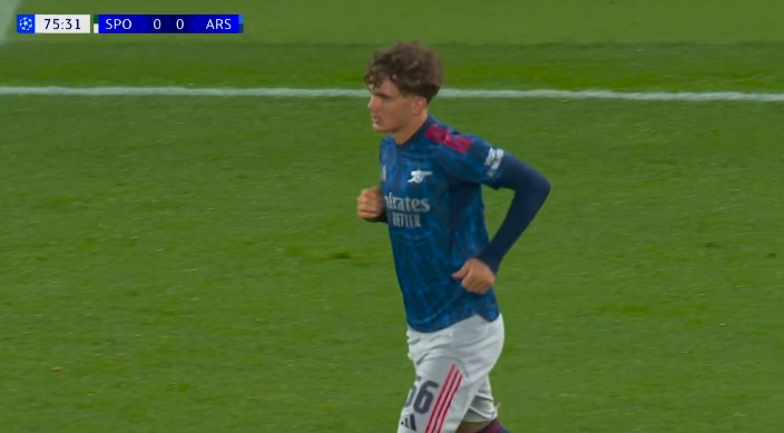 枪手75分钟连换两翼 马丁内利道曼登场