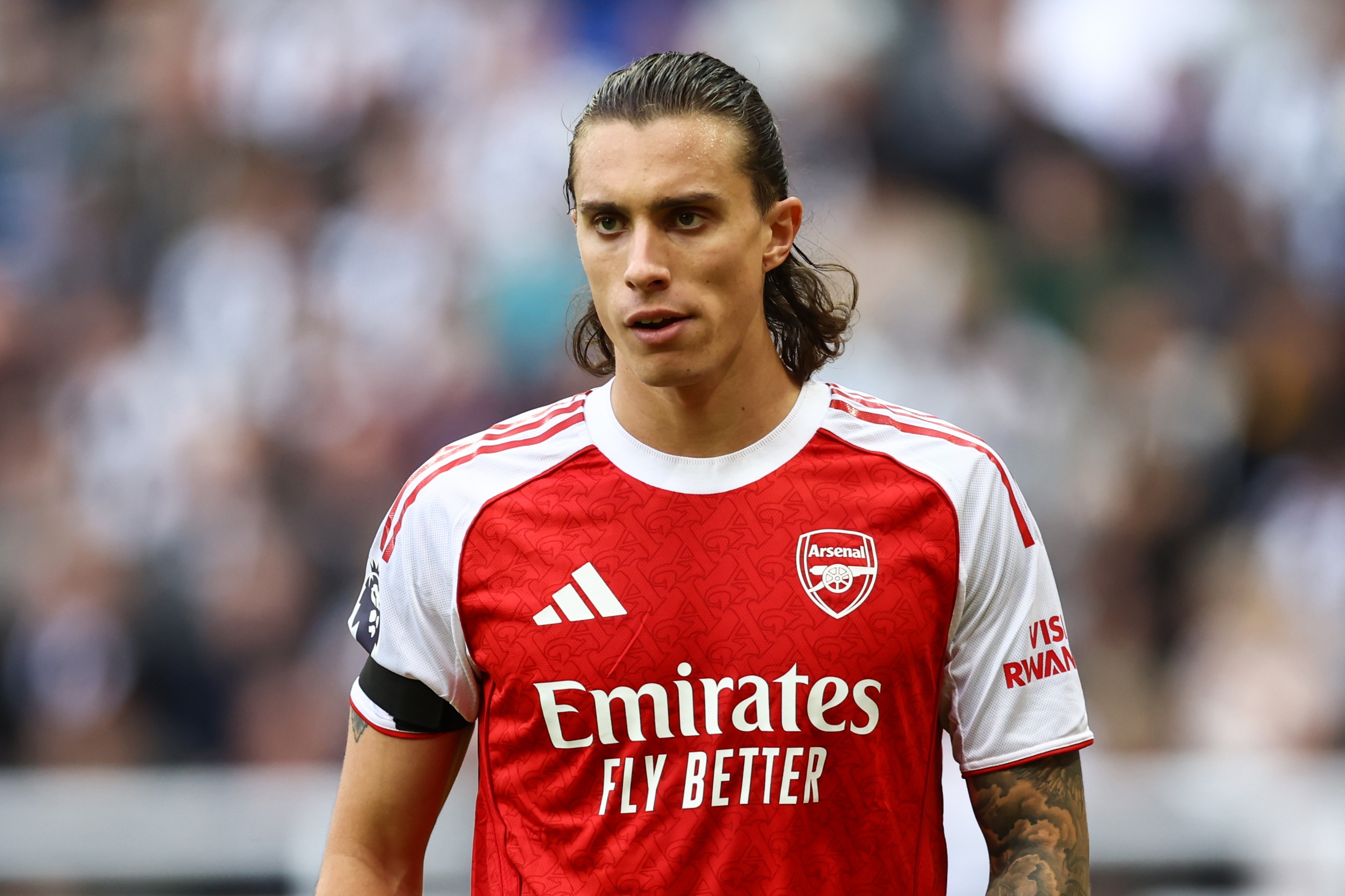 卡拉菲奥里赛后表态 意大利人处境艰难 枪手双线争冠