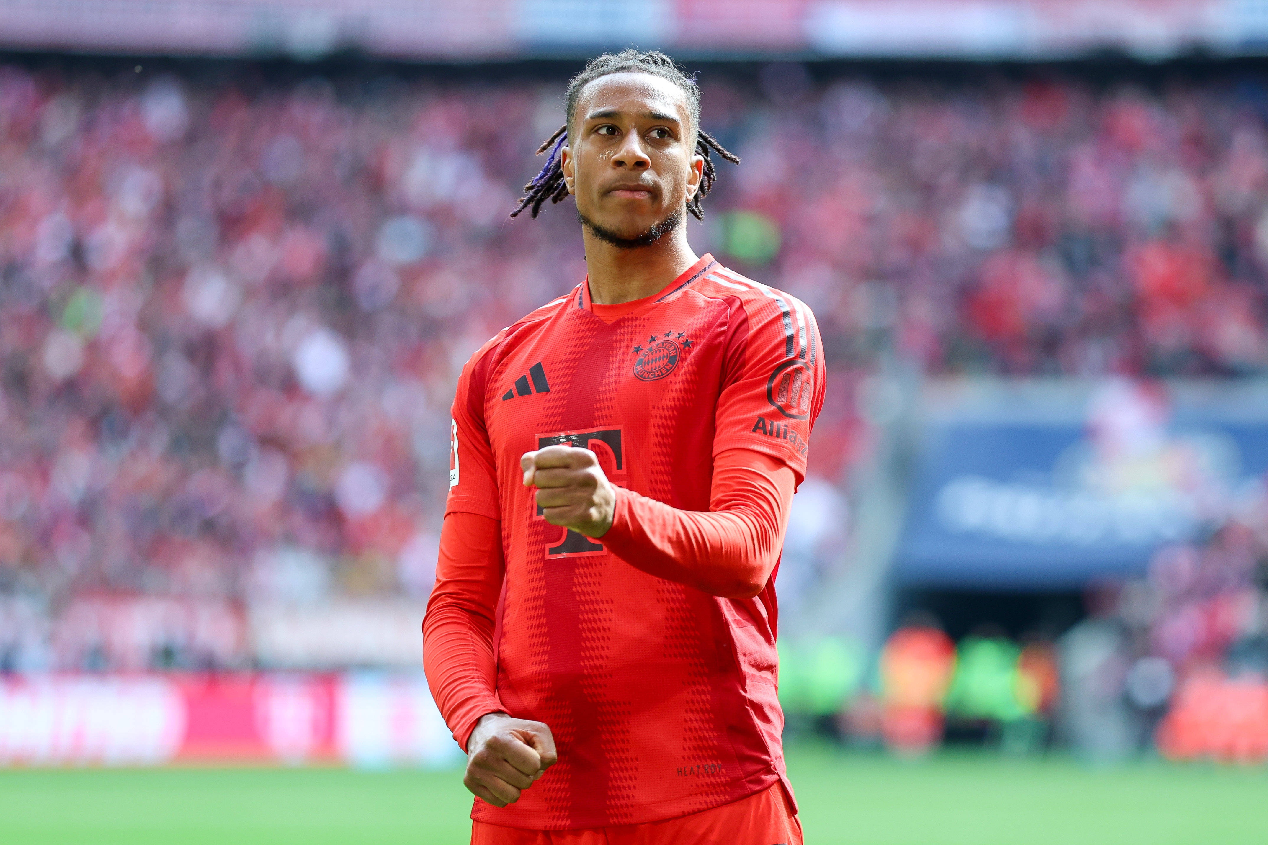 奥利塞赛季助攻达25次领跑五大联赛 B费17次费尔明16次