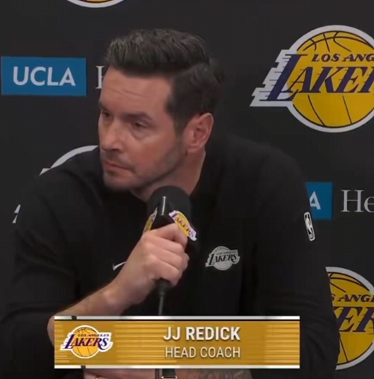 雷迪克赛后点名批评三人 八村范德彪艾顿均遭质疑