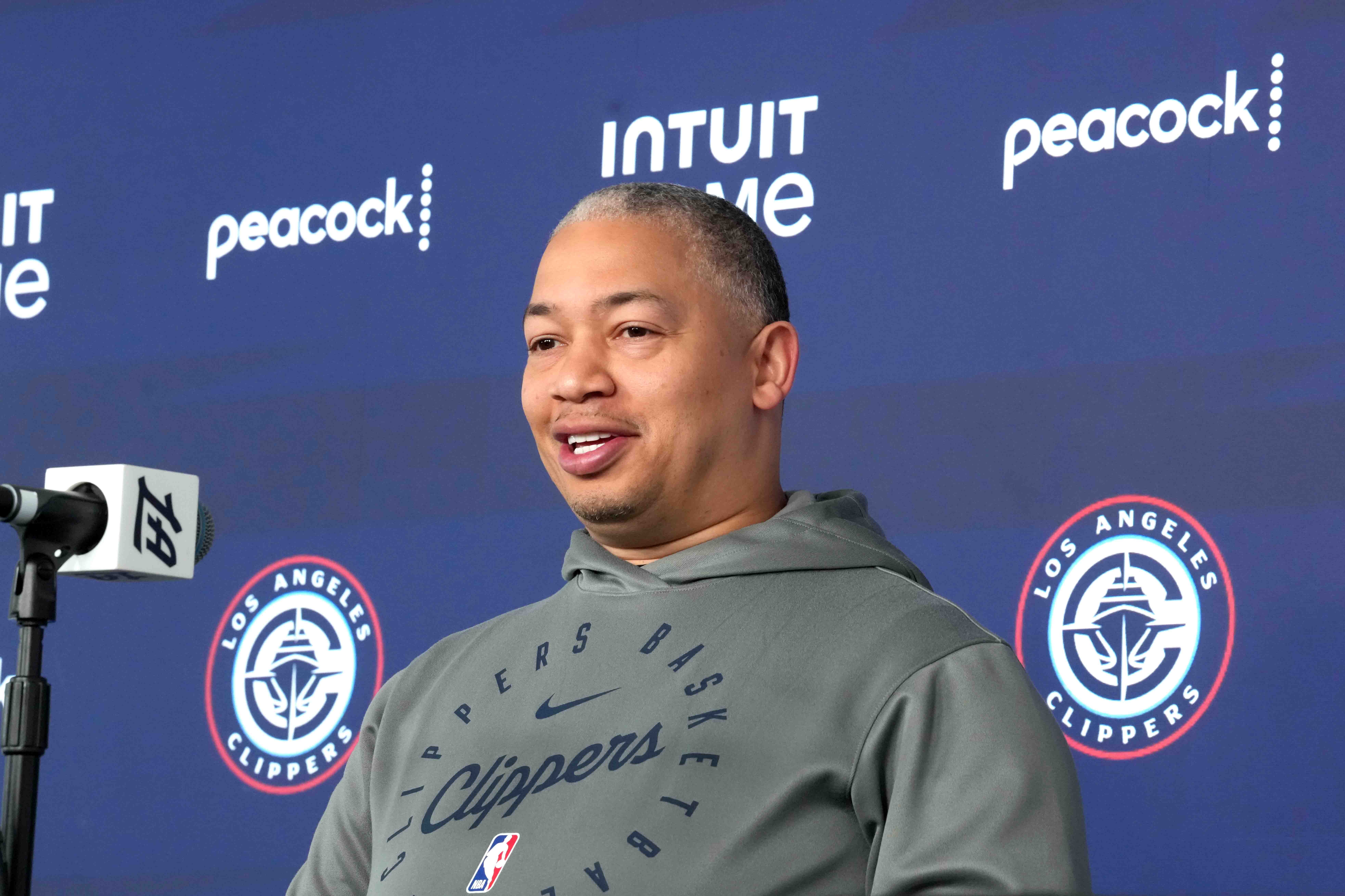 快船锁定附加赛席位 卢指导强调季后赛心态