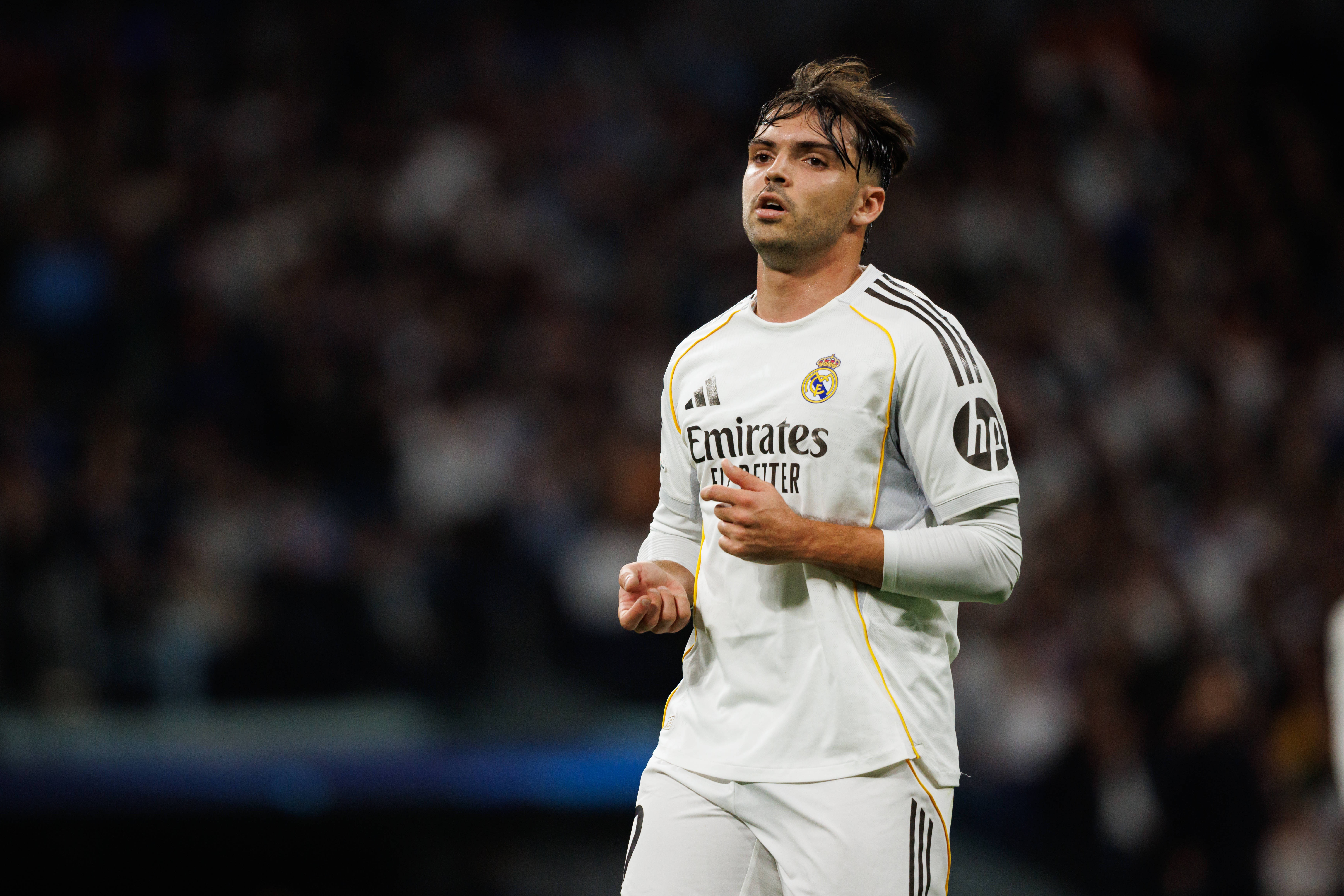 巴萨正式上诉欧足联 利物浦官宣罗伯逊离队 巴萨正式上诉欧足联 利物浦官宣罗伯逊离队