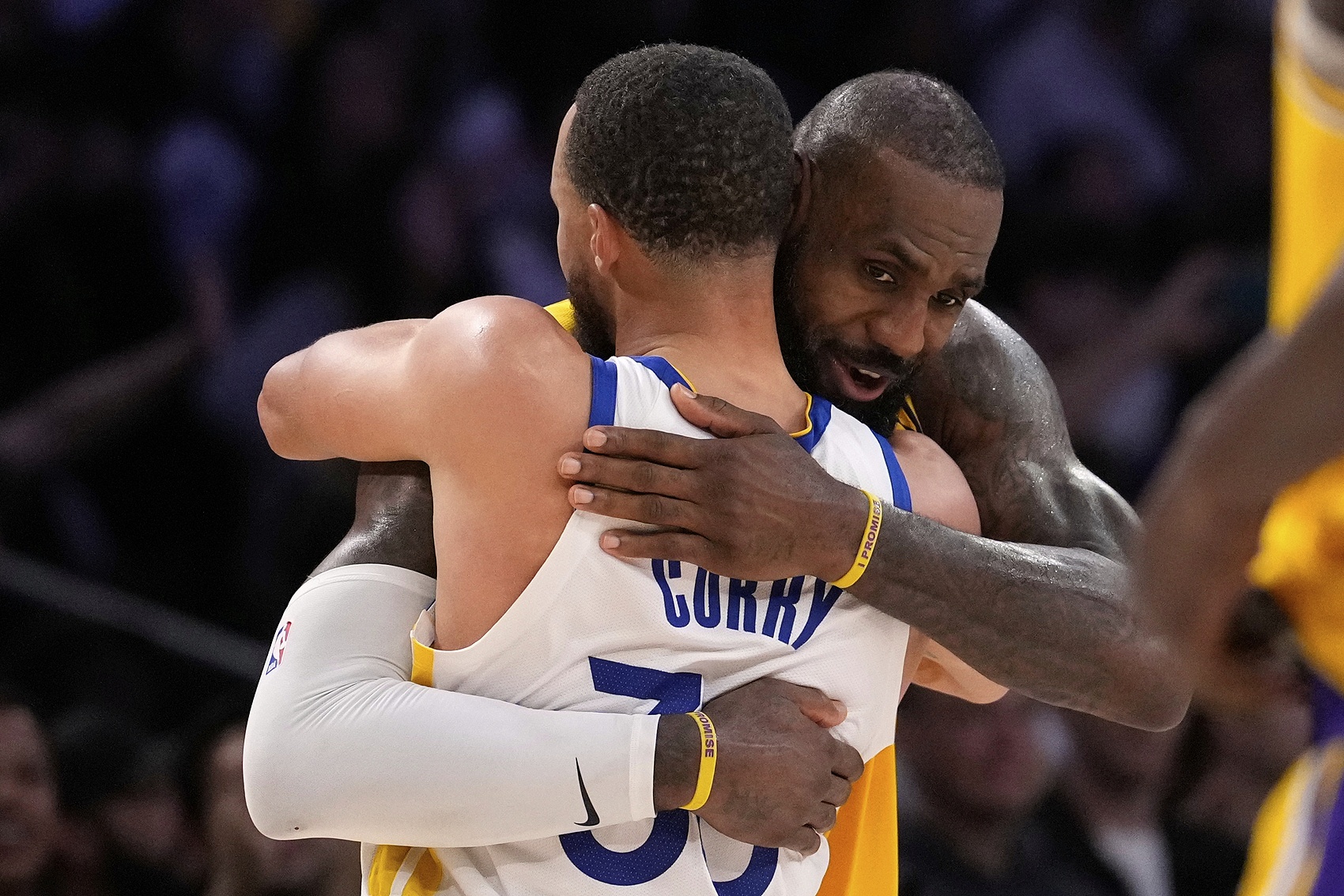 勇士媒体人赛后直言 今夏追逐詹姆斯是合理选项