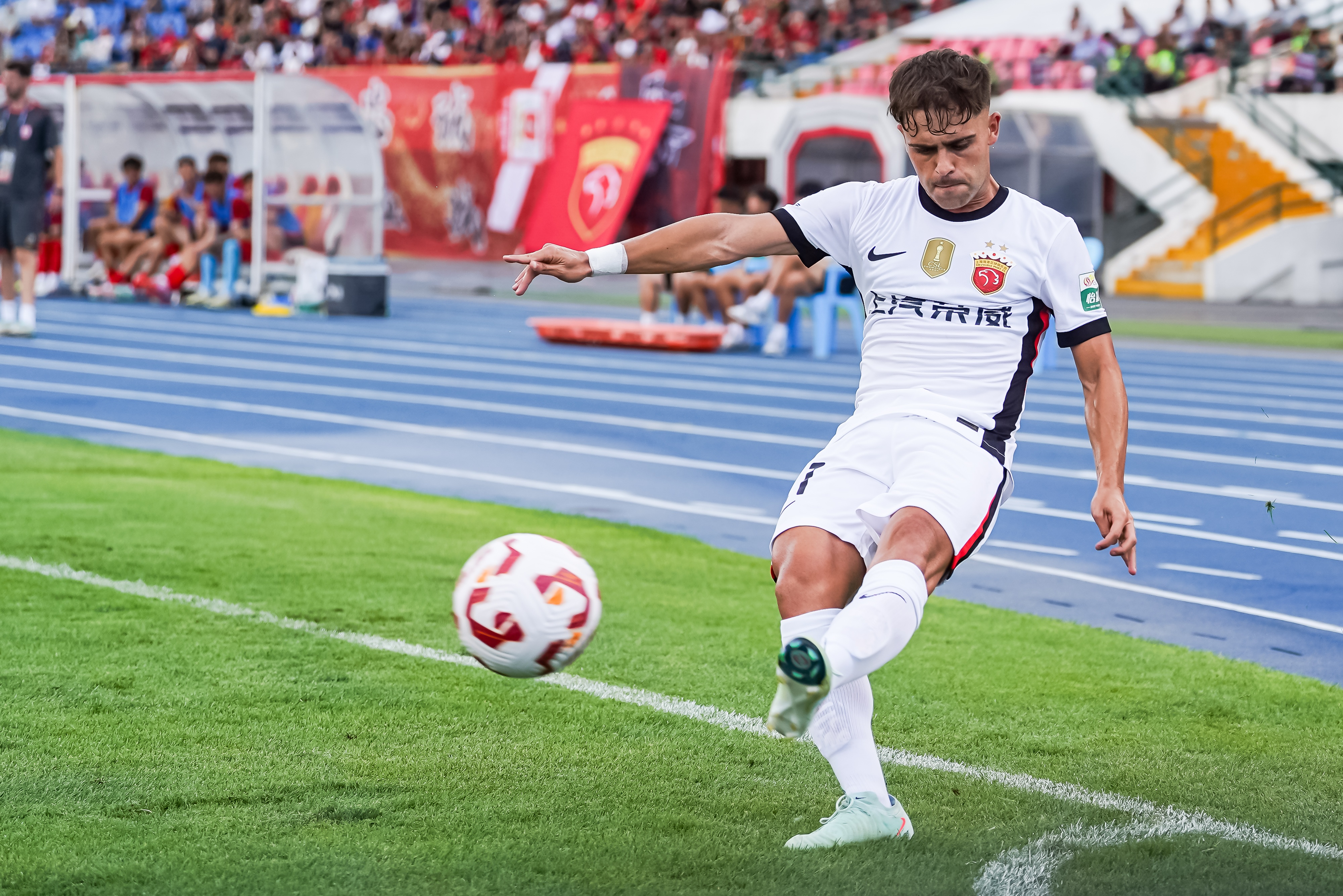 朱艺驳斥梅伦多激活传闻 重申外援补报仅限二转 朱艺驳斥梅伦多激活传闻 重申外援补报仅限二转