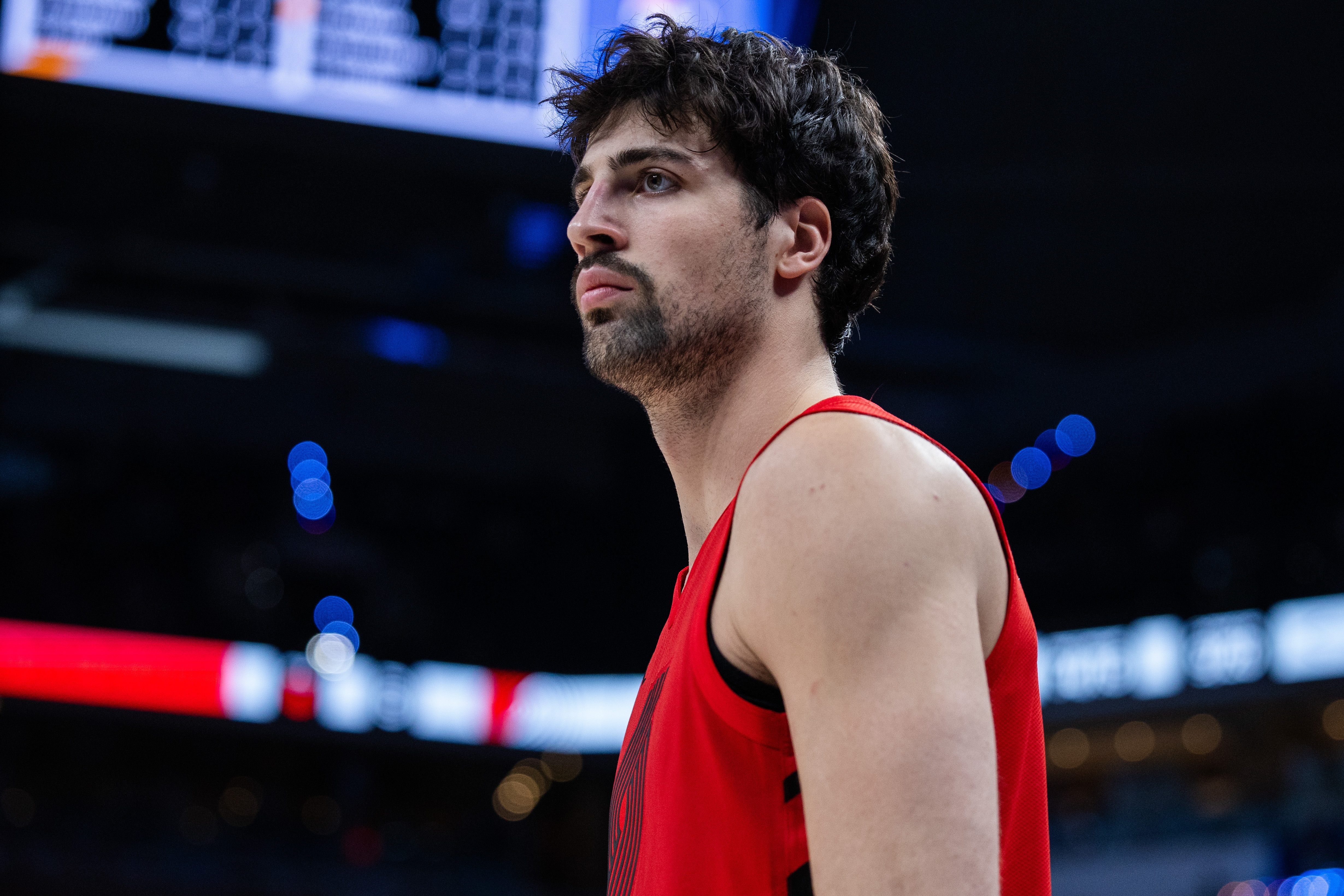 快船卡位战惨败开拓者 加兰小卡遭针对性围剿暴露阵容死穴