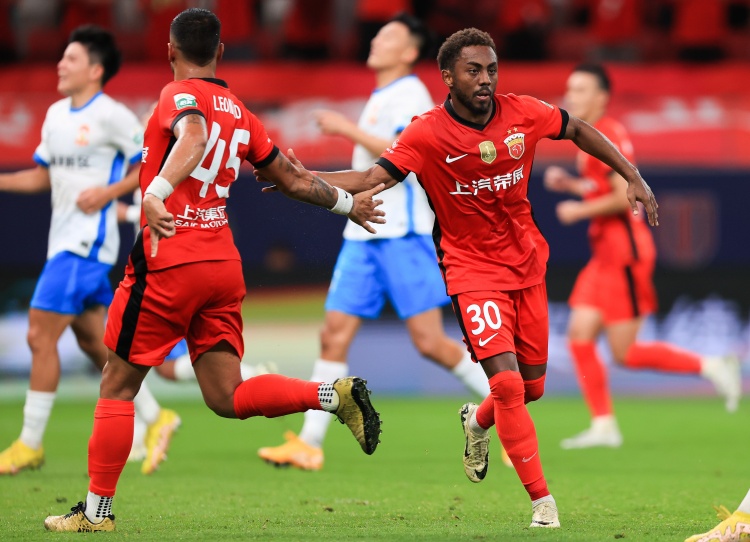 海港德比半场折损四人 医疗体系动荡埋下伤病隐患