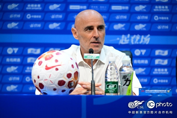 穆斯卡特盛赞球队意志力 称此役精神面貌为执教生涯最美瞬间之一