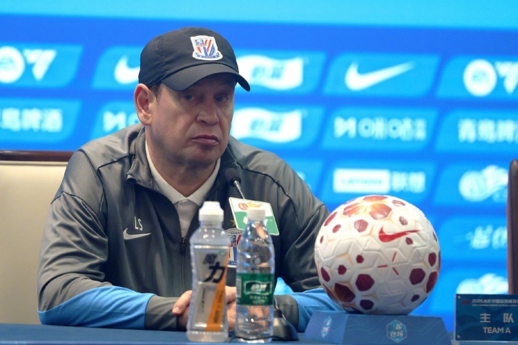 斯卢茨基复盘申花大胜 称三球开局有运气成分