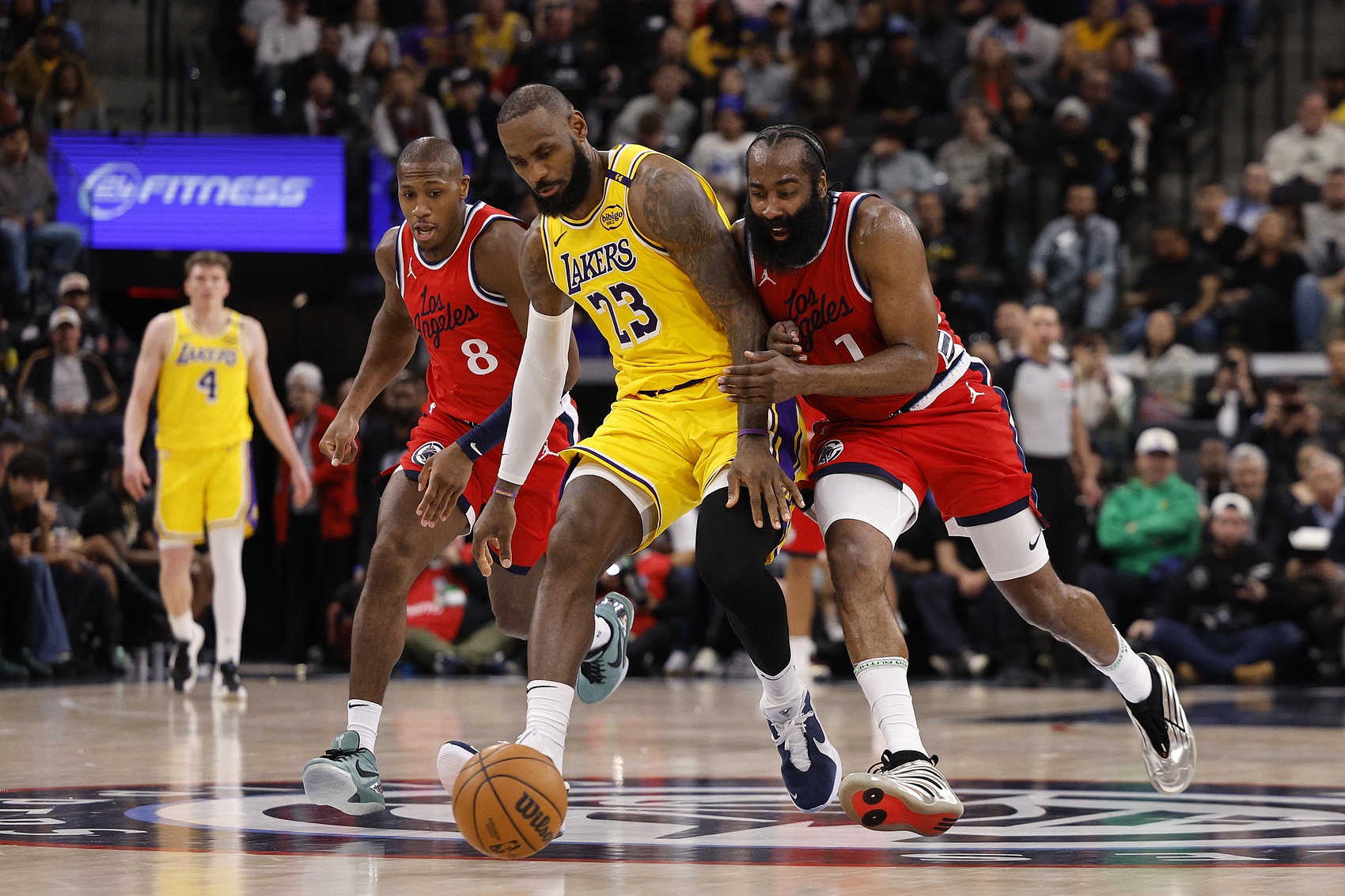 铁林直言骑士未续约哈登是为詹姆斯回归留位 皮尔斯参与讨论