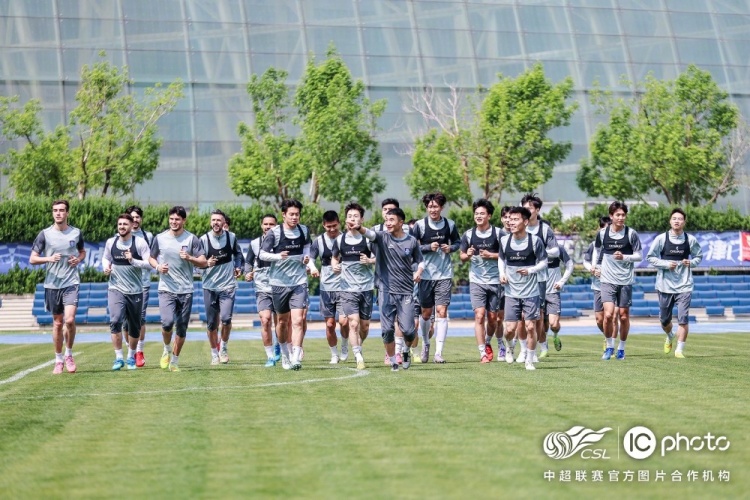 于根伟：艾托尔随队进京待评估，京津德比伤兵满营