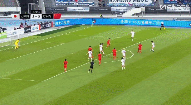 东亚杯两战丢5球，国足0-2日本唯一亮点在防守阵型